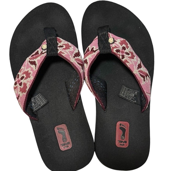 Teva Mush II Black and Pink flip flops size 5 - Picture 1 of 10